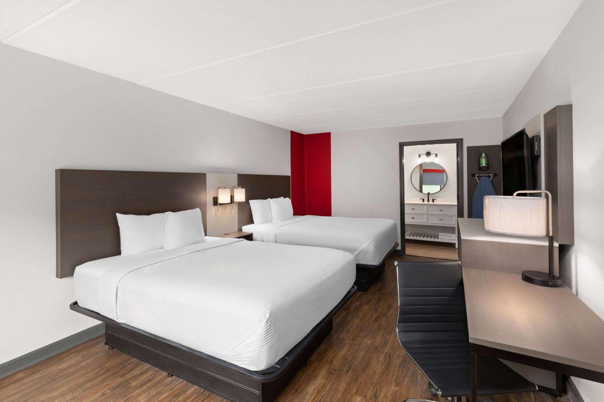 Ramada By Wyndham Bainbridge Hotell Exteriör bild